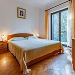 Apartman Centar I *